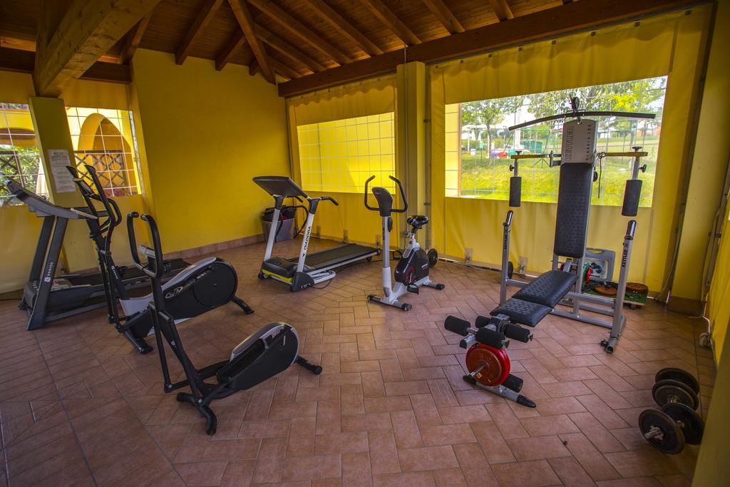 Residence Karina Moniga del Garda Exteriör bild