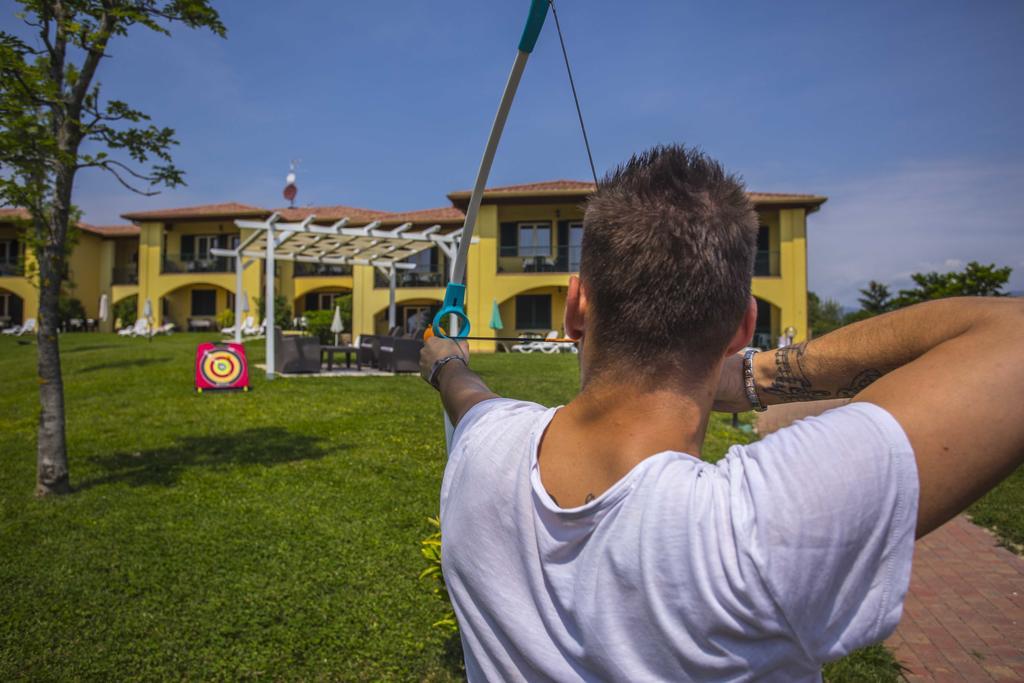 Residence Karina Moniga del Garda Exteriör bild